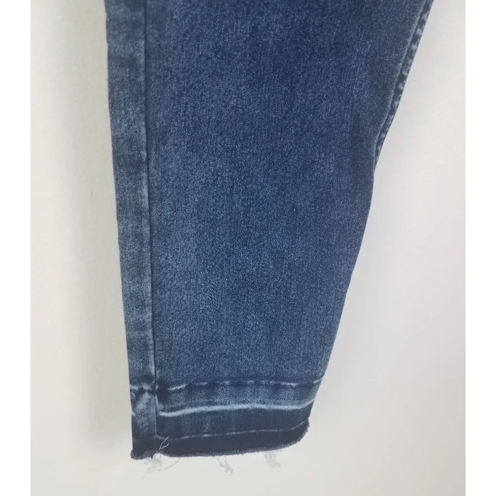 Justice Girls Sz. 16 Plus Mid Rise Denim Medium Wash Raw Hem Leggings